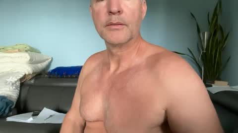 Snapshot of fuertecock chatting on 26, 6, 2026 Gregorio online show from 26, 6, 2026