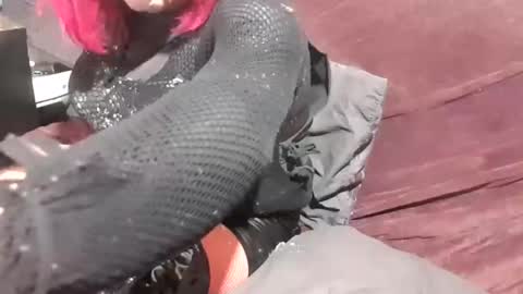 Pizzaz online show from 11, 10, 2025