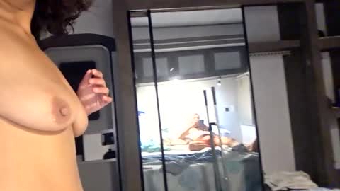 Snapshot of fulluforever chatting on 2, 12, 2025 Astrid online show from 2, 12, 2025