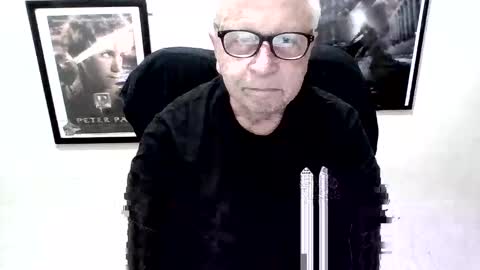 Snapshot of funclemike chatting on 19, 10, 2025 funclemike online show from 19, 10, 2025