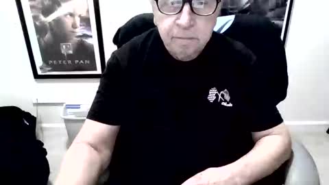 Snapshot of funclemike chatting on 19, 12, 2025 funclemike online show from 19, 12, 2025