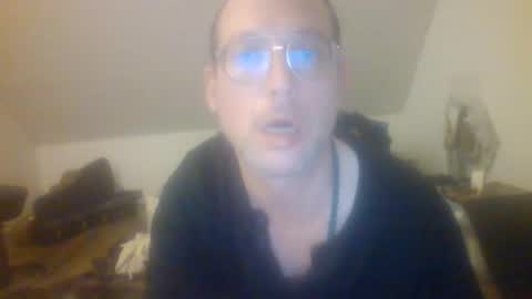 Snapshot of funneltunnel chatting on 6, 5, 2026 funneltunnel online show from 6, 5, 2026
