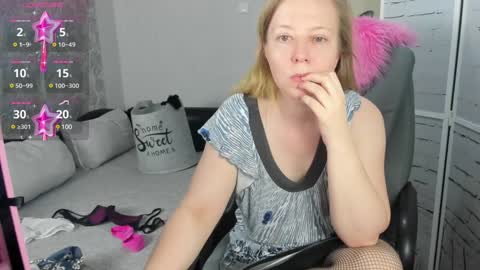 funny_bunny4 online show from 23, 1, 2025