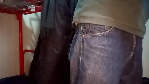 Italian men online show from 2, 2, 2025