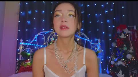 Snapshot of funny_whotsss chatting on 30, 12, 2024 Tiffany online show from 30, 12, 2024