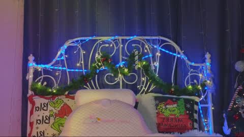 Snapshot of funny_whotsss chatting on 15, 1, 2025 Tiffany online show from 15, 1, 2025