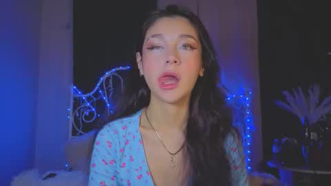 Snapshot of funny_whotsss chatting on 21, 11, 2025 Tiffany online show from 21, 11, 2025