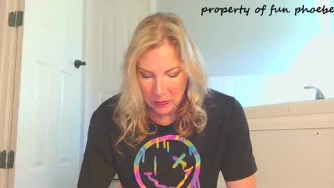 Snapshot of funphoebe chatting on 21, 4, 2026 funphoebe online show from 21, 4, 2026