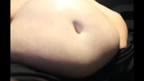 Snapshot of fuqhuntr chatting on 18, 4, 2026 FUCK HUNTERS online show from 18, 4, 2026