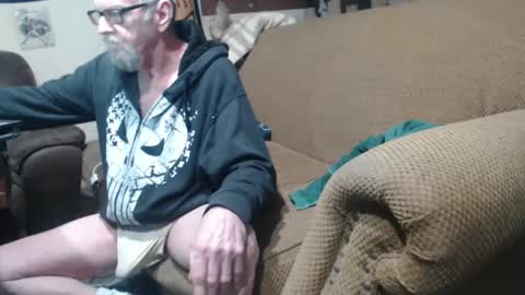 Snapshot of futch1050 chatting on 7, 1, 2025 Futch1950 online show from 7, 1, 2025