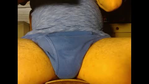 Snapshot of fuzzyblues chatting on 20, 12, 2024 Fuzzy Blues online show from 20, 12, 2024