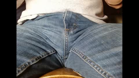 Snapshot of fuzzyblues chatting on 3, 1, 2025 Fuzzy Blues online show from 3, 1, 2025