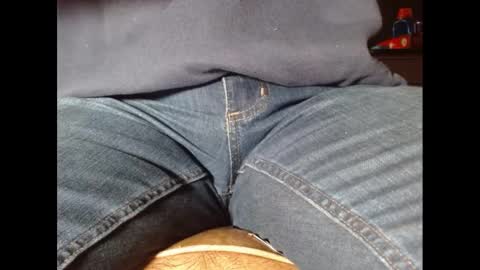 Snapshot of fuzzyblues chatting on 2, 2, 2025 Fuzzy Blues online show from 2, 2, 2025