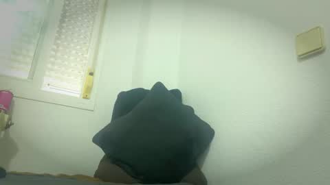 Snapshot of fxlm69 chatting on 4, 10, 2025 fxlm69 online show from 4, 10, 2025