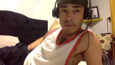 Snapshot of fxxlxlxvx chatting on 12, 10, 2025 fxxlxlxvx online show from 12, 10, 2025