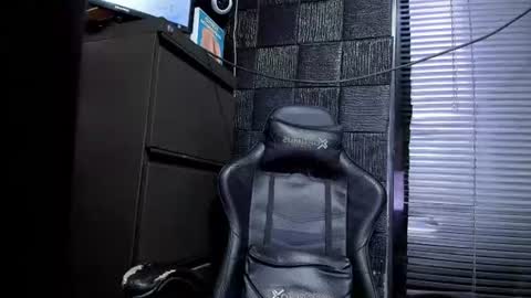 Snapshot of g_lincoln chatting on 14, 6, 2026 g_lincoln online show from 14, 6, 2026