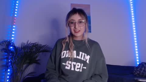 Snapshot of gabb_rioss chatting on 7, 3, 2025 Gabriela online show from 7, 3, 2025