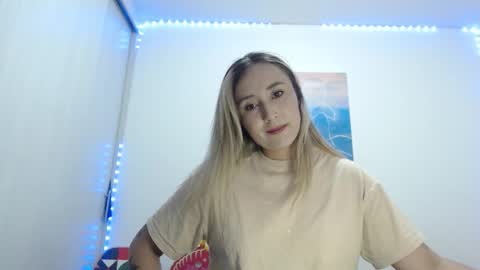 Snapshot of gabb_rioss chatting on 27, 11, 2025 Gabriela online show from 27, 11, 2025