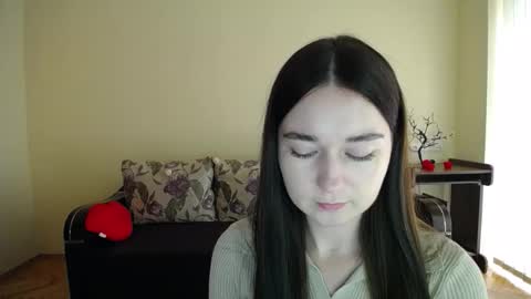 Jaklin online show from 10, 10, 2025