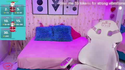 Snapshot of gabby_evanns chatting on 27, 12, 2024 gabby_evanns online show from 27, 12, 2024