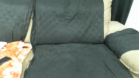 Snapshot of gabibrasil chatting on 4, 2, 2025 gaby layla online show from 4, 2, 2025