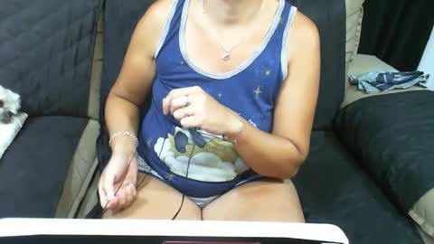 Snapshot of gabibrasil chatting on 7, 3, 2025 gaby layla online show from 7, 3, 2025