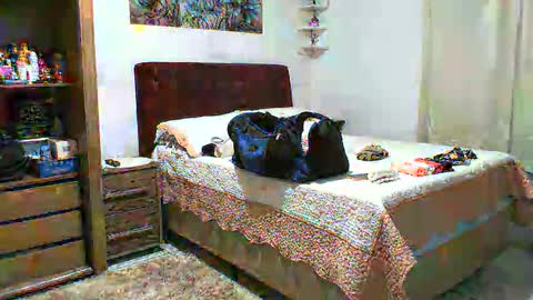 Snapshot of gabibrasil chatting on 15, 9, 2025 gaby layla online show from 15, 9, 2025