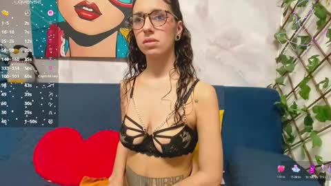 Snapshot of gabimorgan chatting on 28, 4, 2026 Gabi Morgan online show from 28, 4, 2026