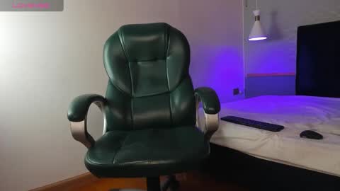 Snapshot of gabriel_beckett chatting on 17, 12, 2024 gabriel_beckett online show from 17, 12, 2024