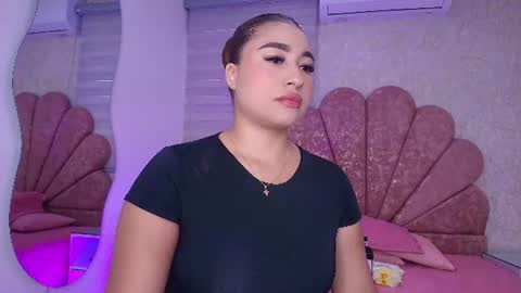Snapshot of gabriela_leone chatting on 2, 7, 2026 gabriela online show from 2, 7, 2026