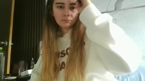 Gabriela Miller online show from 15, 12, 2025