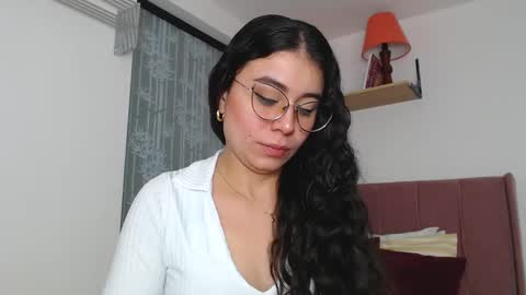 Snapshot of gabrielarossa chatting on 17, 12, 2024 GabrielaRossa online show from 17, 12, 2024