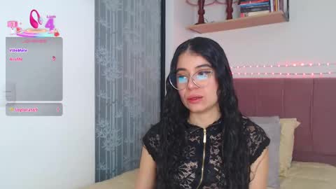 Snapshot of gabrielarossa chatting on 10, 9, 2025 GabrielaRossa online show from 10, 9, 2025