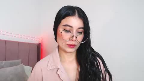 GabrielaRossa online show from 5, 4, 2026