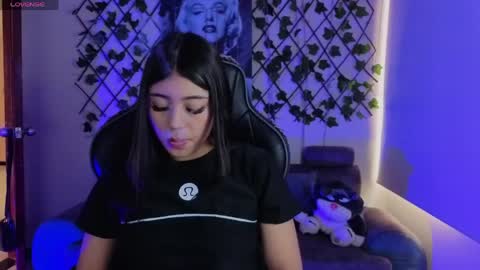 Snapshot of gabriella_live_ chatting on 7, 4, 2026 gabriella_live_ online show from 7, 4, 2026