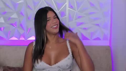 Gabriela  online show from 17, 10, 2025