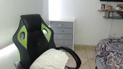 Snapshot of gaby_bluexx chatting on 7, 2, 2025 Gaby Blue online show from 7, 2, 2025