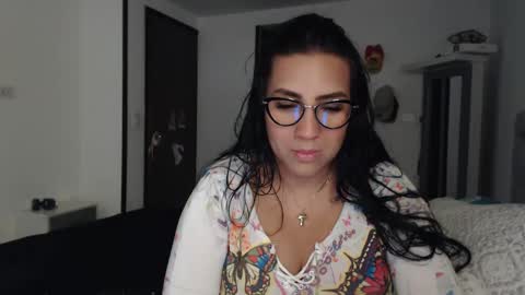 Snapshot of gaby_bluexx chatting on 12, 3, 2025 Gaby Blue online show from 12, 3, 2025