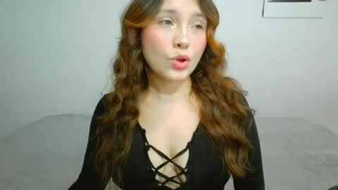 Snapshot of gaby_evans2 chatting on 13, 10, 2025 gabriela online show from 13, 10, 2025