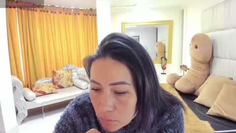 Snapshot of gaby_trent chatting on 11, 3, 2025 gabriela online show from 11, 3, 2025