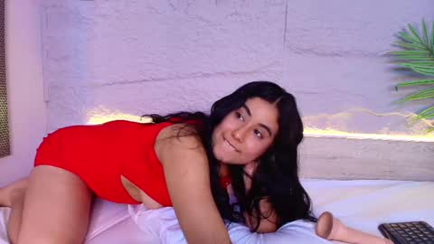 Gaby  online show from 4, 3, 2025