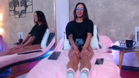 Snapshot of gabypetit chatting on 28, 12, 2024 Gaby online show from 28, 12, 2024