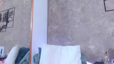 Snapshot of gabypetit chatting on 31, 12, 2024 Gaby online show from 31, 12, 2024