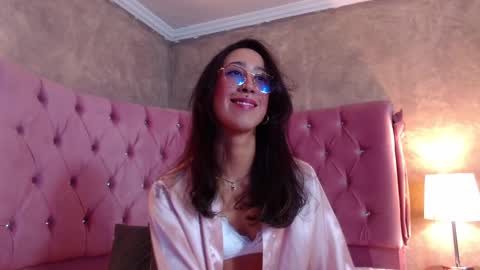 Snapshot of gabypetit chatting on 7, 3, 2025 Gaby online show from 7, 3, 2025