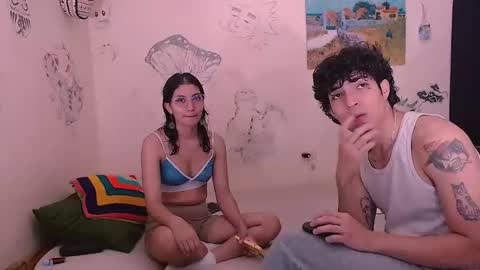 Gaia y Clayde online show from 9, 3, 2026