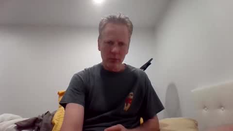 Snapshot of gamerboy200 chatting on 1, 4, 2026 gamerboy200 online show from 1, 4, 2026
