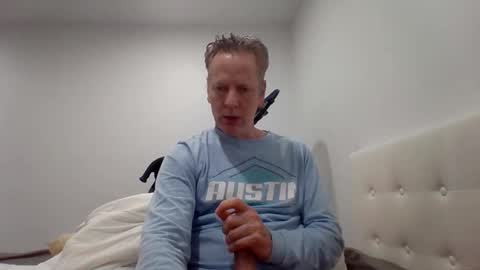 Snapshot of gamerboy200 chatting on 2, 4, 2026 gamerboy200 online show from 2, 4, 2026