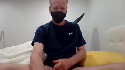 Snapshot of gamerboy200 chatting on 4, 4, 2026 gamerboy200 online show from 4, 4, 2026