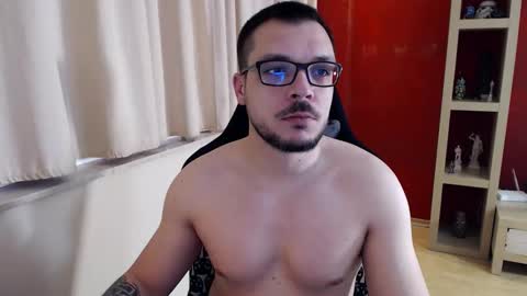 GangstaLover online show from 5, 4, 2026