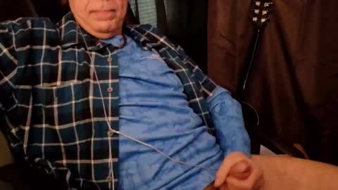 garnettrobert438 online show from 11, 2, 2026